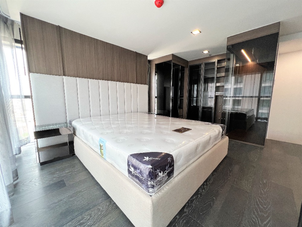 For RentCondoRatchathewi,Phayathai : 5003😊 For RENT ให้เช่า 1 ห้องนอน🚄ใกล้ BTS ราชเทวี🏢คอนเนอร์ ราชเทวี CONNER Ratchathewi🔔พื้นที่:50.00ตร.ม.💲เช่า:45,000฿📞O99-5919653,065-9423251✅LineID:@sureresidence