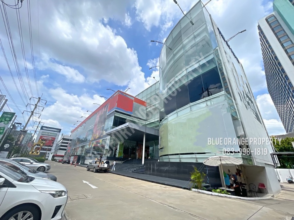 ให้เช่าโชว์รูมรัชดา ห้วยขวาง : พื้นที่ธุรกิจสำหรับร้านอาหาร/โชว์รูม/ออฟฟิศ ให้เช่า รัชดา