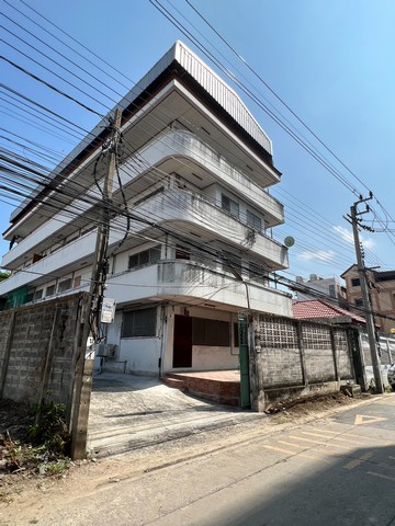 For RentShop HouseBangna, Bearing, Lasalle : BS1155 4-storey building for rent, usable area over 1,000 sq m., Soi Bangna-Trad 19, near Central Bangna.