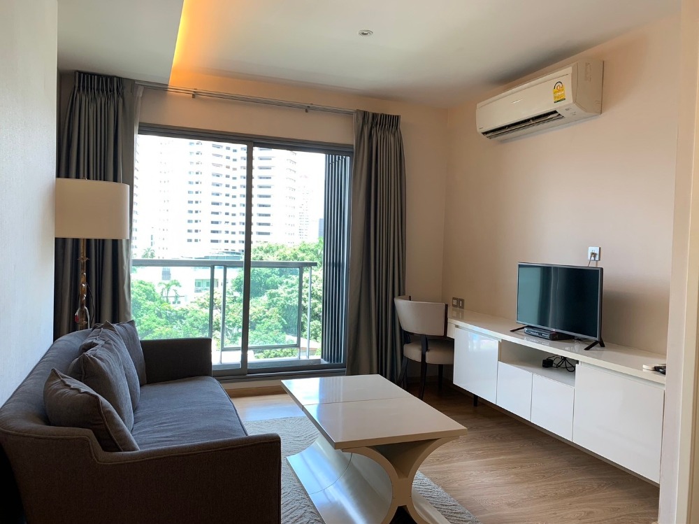 ให้เช่าคอนโดสุขุมวิท อโศก ทองหล่อ : ปล่อยเช่า!!!! H Condo Sukhumvit 43 เฟอร์นิเจอร์แน่นๆ ห้องโทนสีสวยตกแต่งห้องได้ลงตัวมากๆ