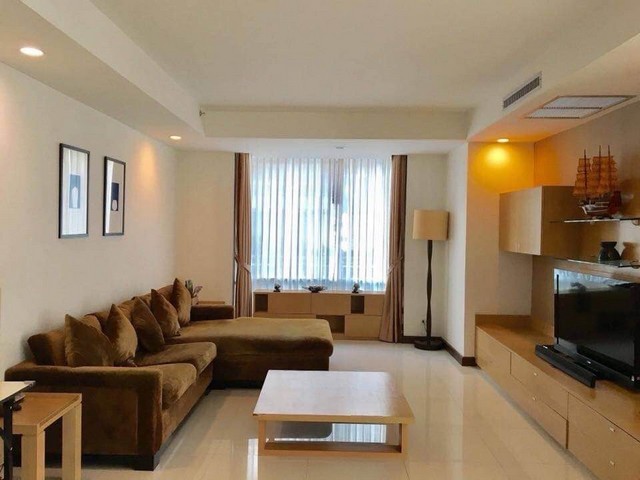 ให้เช่าคอนโดวิทยุ ชิดลม หลังสวน : The Rajdamri Serviced Residence Condo for rent and Sale near BTS Ratchadamri