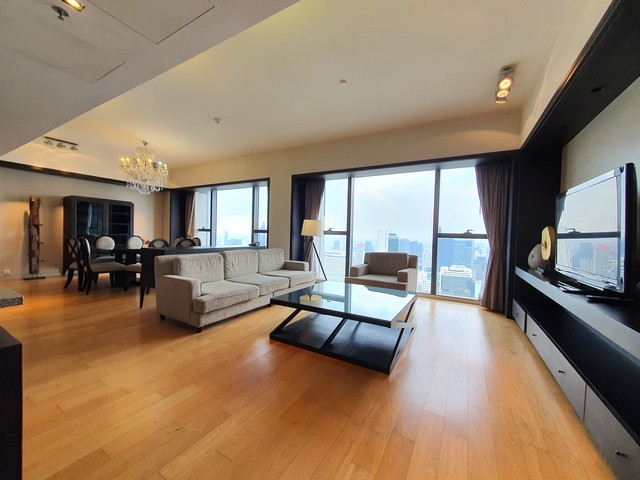 ให้เช่าคอนโดสาทร นราธิวาส : The Met Sathorn near BTS Chong Nonsi