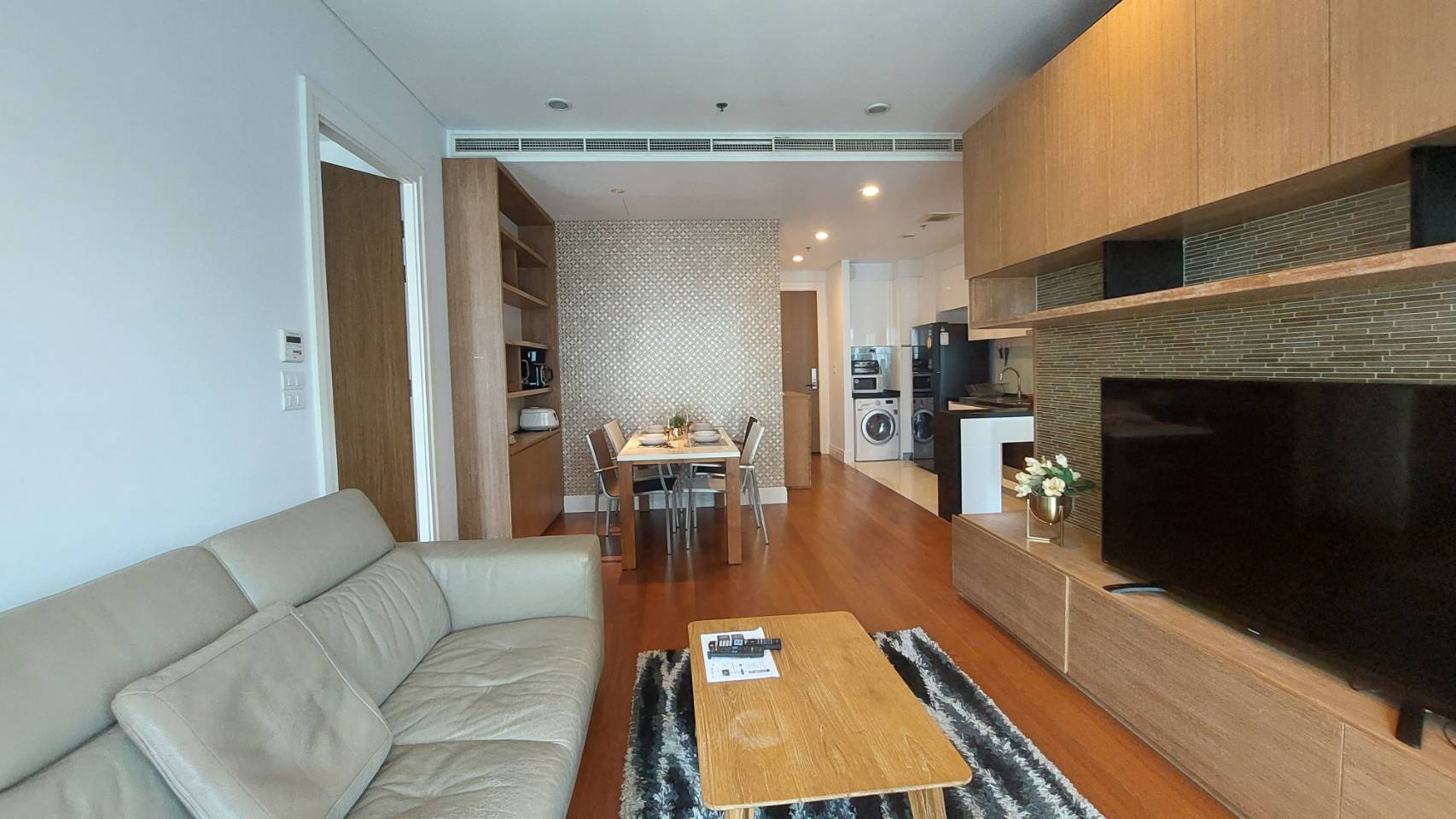 For RentCondoSukhumvit, Asoke, Thonglor : Bright Sukhumvit 24 for Rent - 2 beds - 101 sqm - 66500 THB