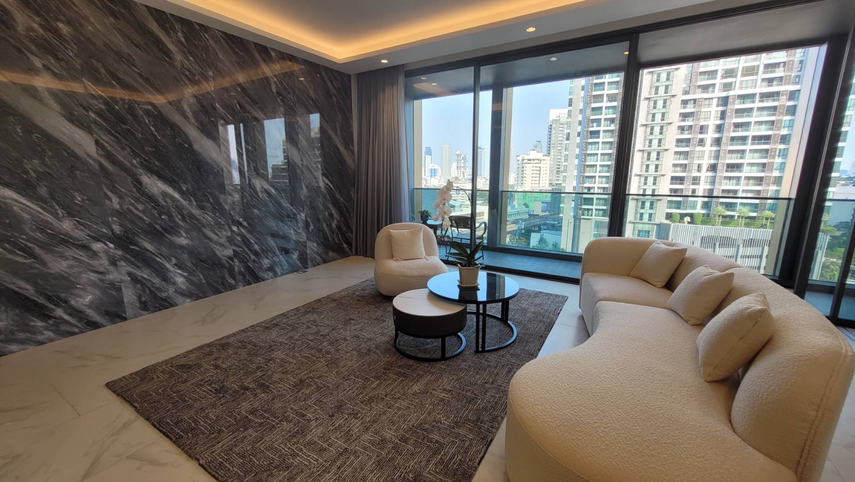 ให้เช่าคอนโดสุขุมวิท อโศก ทองหล่อ : The Estelle Phrom Phong for Rent - 2 beds - 140 sqm - 140000 THB