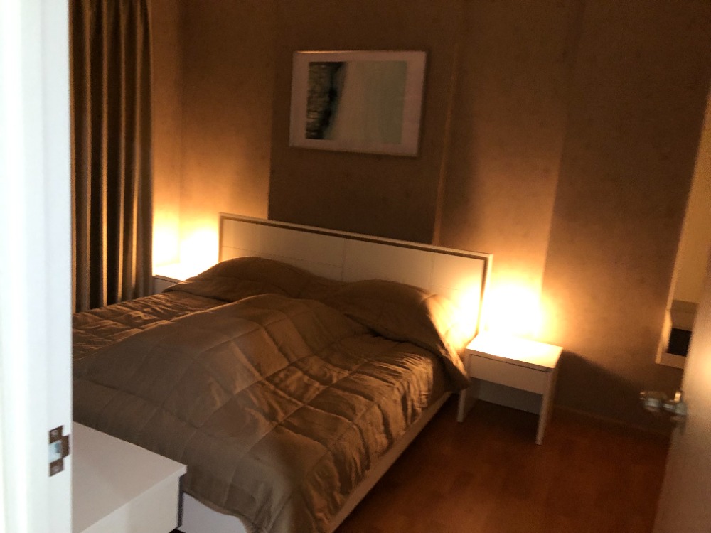 For RentCondoBang kae, Phetkasem : For rent, The President Petchkasem - Bang Khae, corner room, pool view