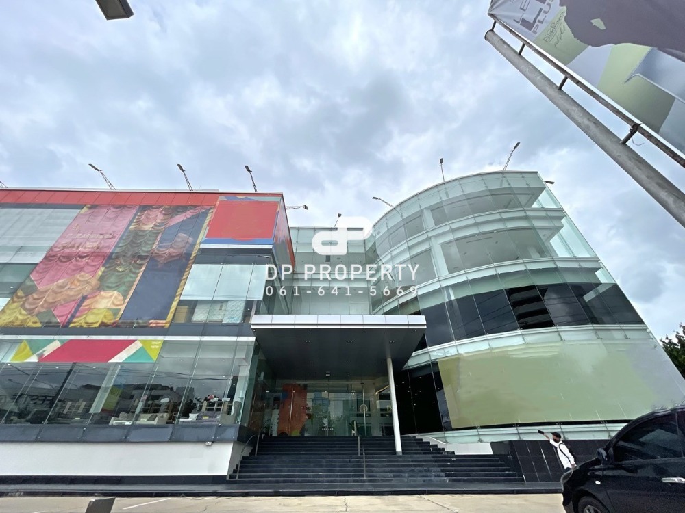 For RentRetail SpaceRatchadapisek, Huaikwang, Suttisan : Business space for Rent, MRT Sutthisan, Ideal for restaurant/pub/bar/showroom/office