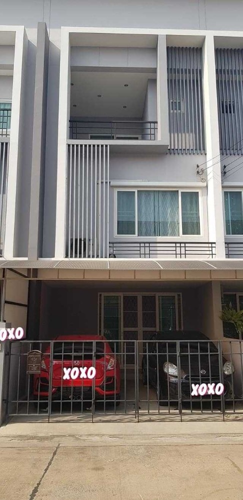 For RentKasetsart, Ratchayothin : Townhome for rent, The Exclusive Wongwaen-Ramintra (Khubon).
