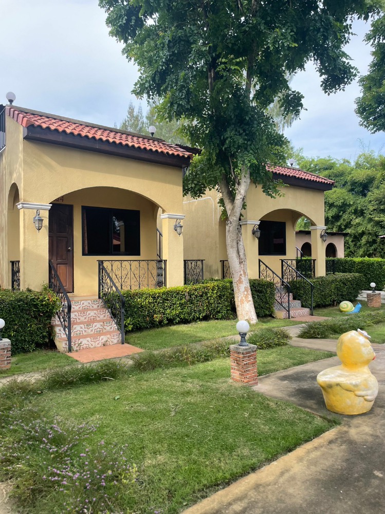 For SaleHotel&Apartment BusinessPak Chong KhaoYai : Spanish-style resort - KhaoYai: Great value, convenient parking, breathtaking views