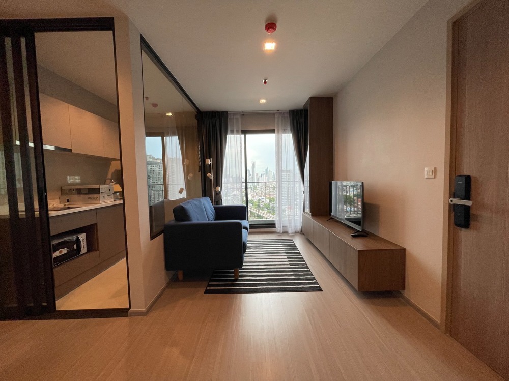 ให้เช่าคอนโดท่าพระ ตลาดพลู วุฒากาศ : Life Sathorn Sierra 2 Bedroom ติด bts ตลาดพลู Available For Rent