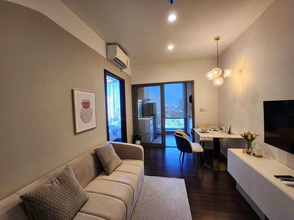 For RentCondoOnnut, Udomsuk : Condo Whizdom Inspire For Rent, 12th floor, modern style decorated room. The color tone is perfect. Very good price, hurry up and contact me ✨🏙️🎉