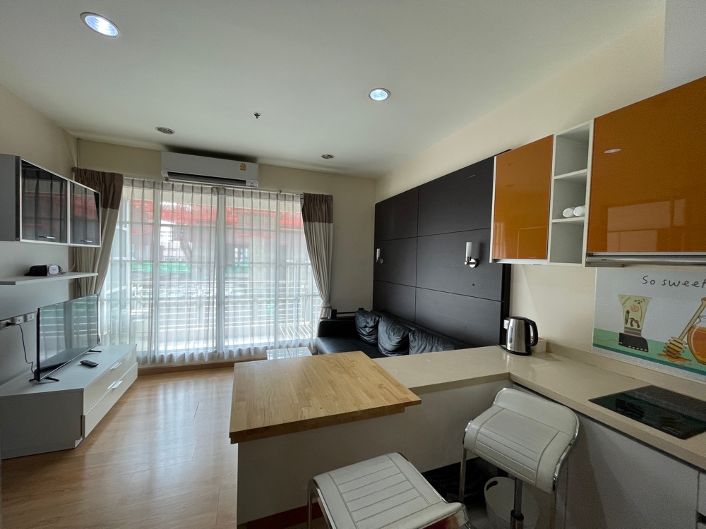 For SaleCondoRatchathewi,Phayathai : For sale: 2 bedrooms, 2 bathrooms, Condo Baan Klang Krung Siam Pathumwan (next to BTS Ratchathewi)