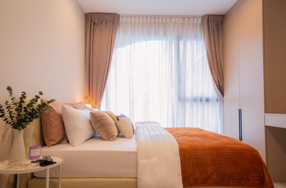 ให้เช่าคอนโดพระราม 9 เพชรบุรีตัดใหม่ RCA : 👑  Ideo Mobi Asoke  👑 ​ Comfy Room ตกแต่งครบ น่าอยู่มาก พร้อมย้ายเข้าได้เลย