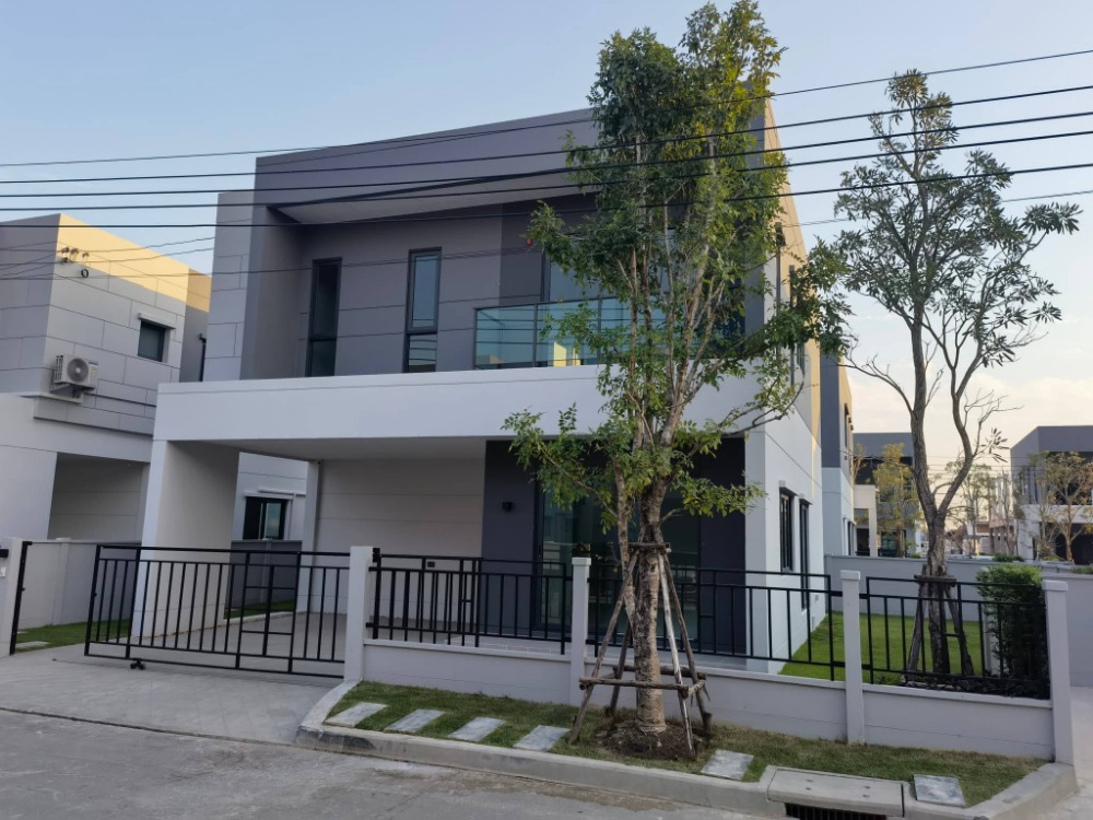 ให้เช่าบ้านบางนา แบริ่ง ลาซาล : บ้านเดี่ยวให้เช่า 4ห้องนอน 4ห้องน้ำ เซนโทร บางนา