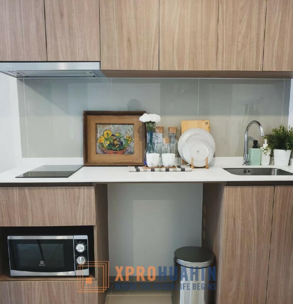 คอนโด2ห้องนอนไซส์ใหญ่ วิวสระ “ลา กาซิตา“ หัวหิน Loading...