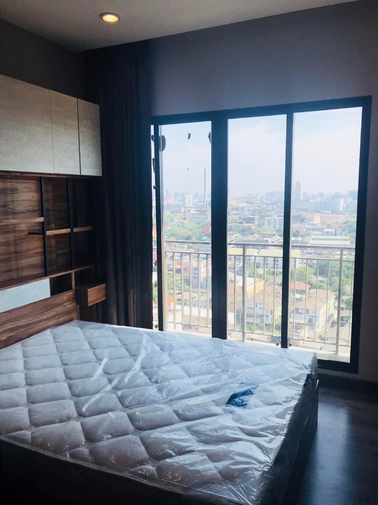 For RentCondoPinklao, Charansanitwong : 👑 Urbano Rajavithi 👑 Fully furnished There is a washing machine. ready to move in