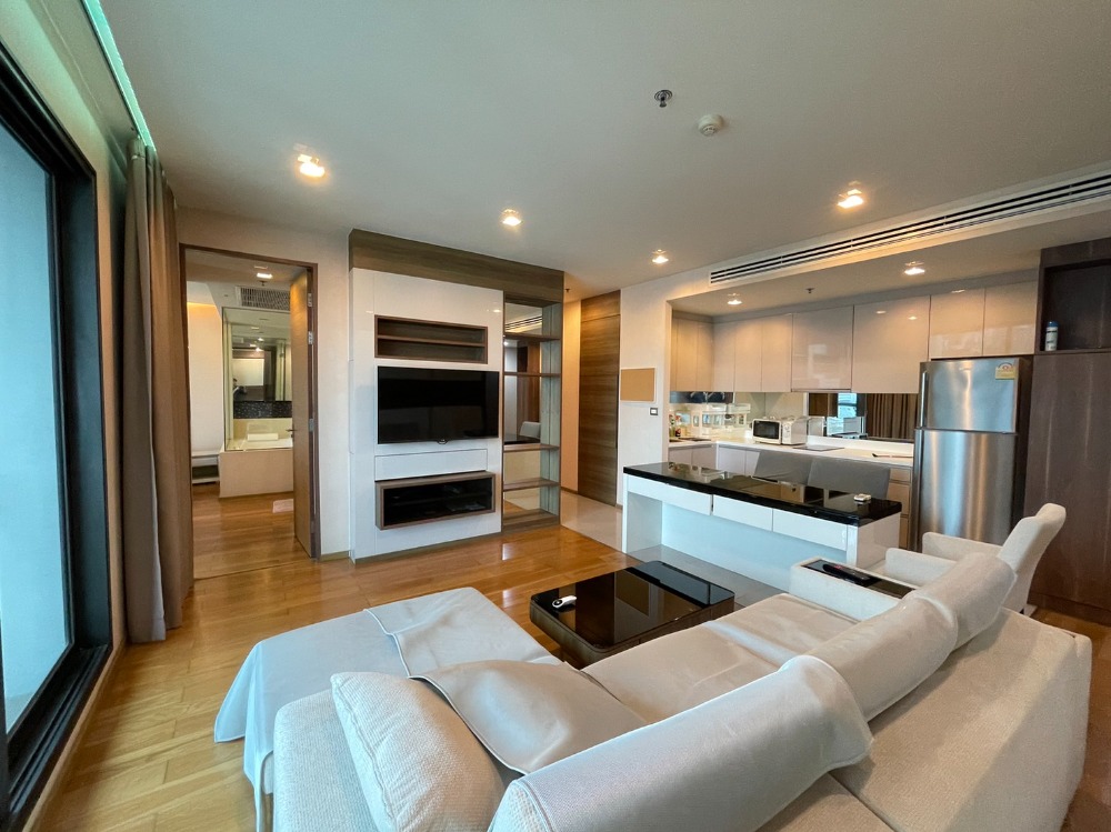 ให้เช่าคอนโดสาทร นราธิวาส : The Address Sathorn 80sqm ! Fully Furnished 2 Bedroom Close bts Saint Louie !!