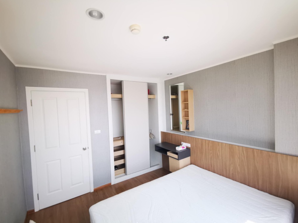 For RentCondoThaphra, Talat Phlu, Wutthakat : For rent, U Delight @ Talat Phlu Station, 16th floor, width 30 sqm, furniture and complete electrical appliances. There is a washing machine. Ready to move in, price 9,000฿