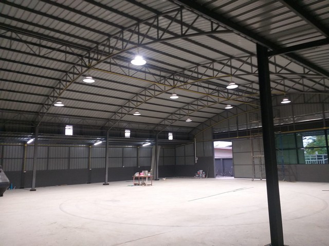 For RentWarehouseMin Buri, Romklao : BS1184 Warehouse for rent Usable area 440 sq m. Hathairat area Near Maruay Hathairat market, convenient to travel