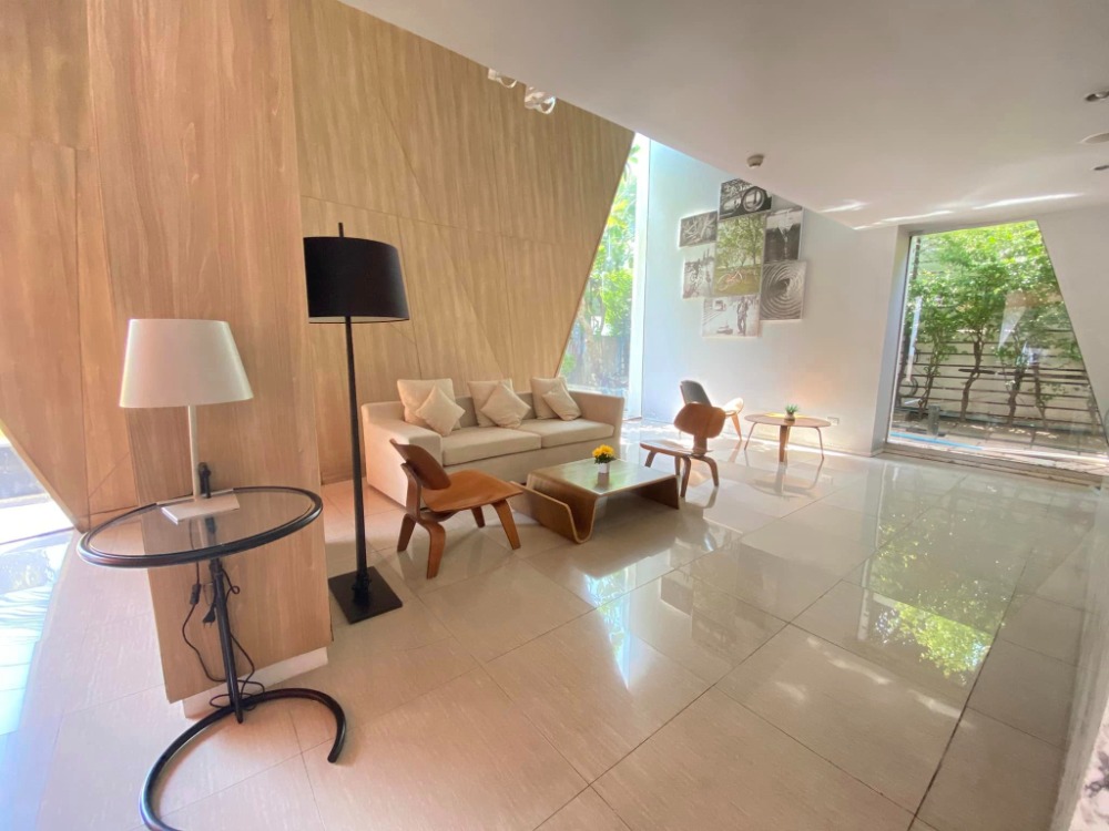 ให้เช่าคอนโดสุขุมวิท อโศก ทองหล่อ : ให้เช่าห้อง D25 Thonglor Condominium  ห้องยังสวย สะอาด ส่วนตัว  สภาพดี ประวัติดี น่าอยู่มาก