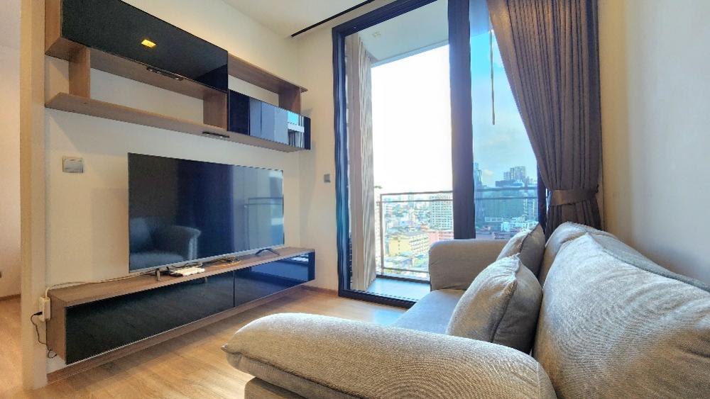ให้เช่าคอนโดสะพานควาย จตุจักร : FOR RENT The Line Phahon-Pradipat ชั้นบน วิวสระ เฟอร์+ไฟฟ้า ครบ (ว่าง)