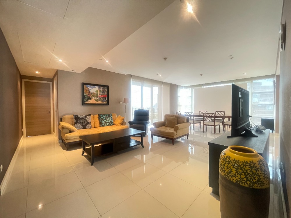 ให้เช่าคอนโดสุขุมวิท อโศก ทองหล่อ : Pet Friendly (3 Bed 170 Sqm)🐱🐶 85,000 THB - RENT @BTS Thonglor