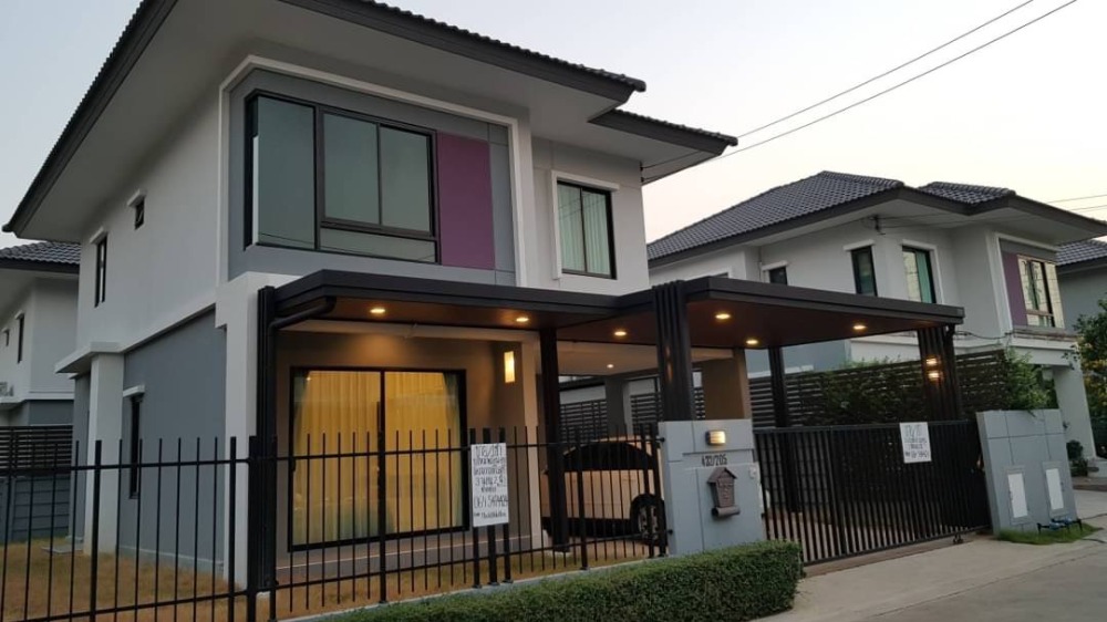 For RentHousePathum Thani,Rangsit, Thammasat : House for rent, fully furnished, ready to move in, near Rangsit University and department stores, contact 0974244615