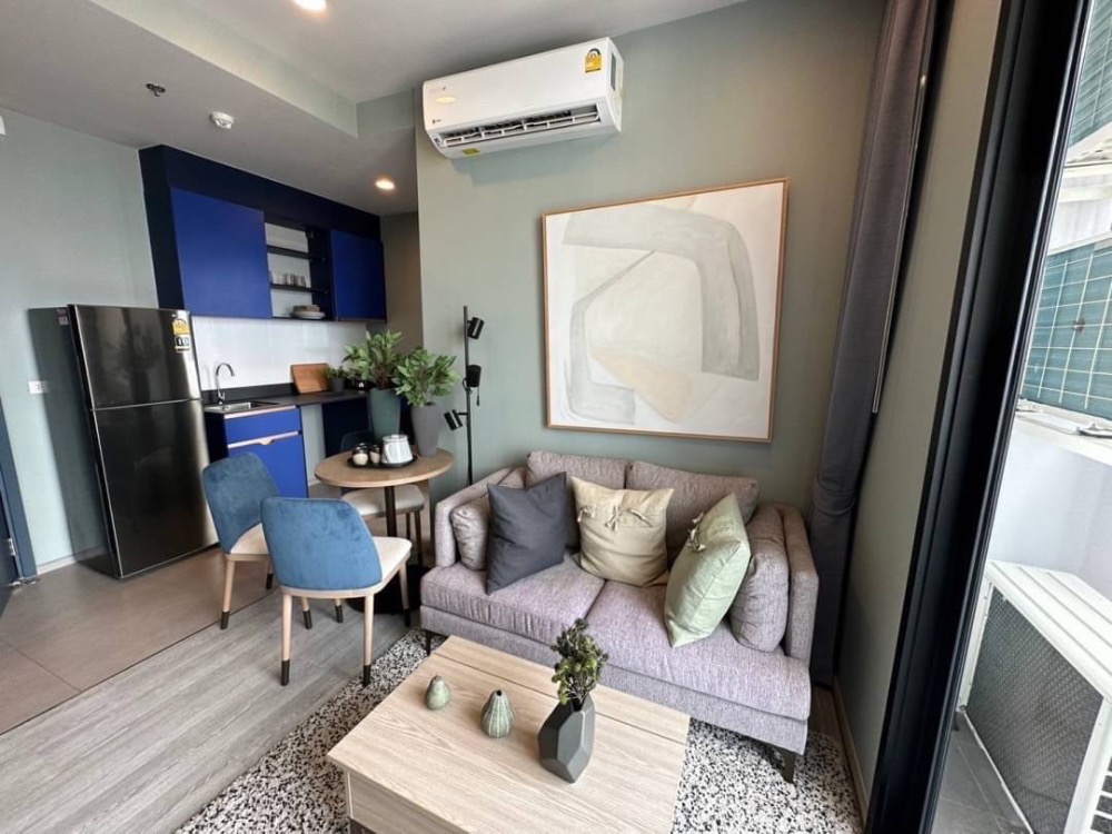For RentCondoSukhumvit, Asoke, Thonglor : Condo for rent XT Ekkamai, new condo, fully furnished, ready to move in, close to Ekkamai BTS and department stores!!