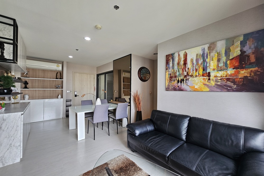 ให้เช่าคอนโดสุขุมวิท อโศก ทองหล่อ : Code C20230800378....Rhythm Sukhumvit 42 สำหรับเช่า, 2 ห้องนอน, 2 ห้องน้ำ, แต่งครบ, พร้อมเข้าอยู่