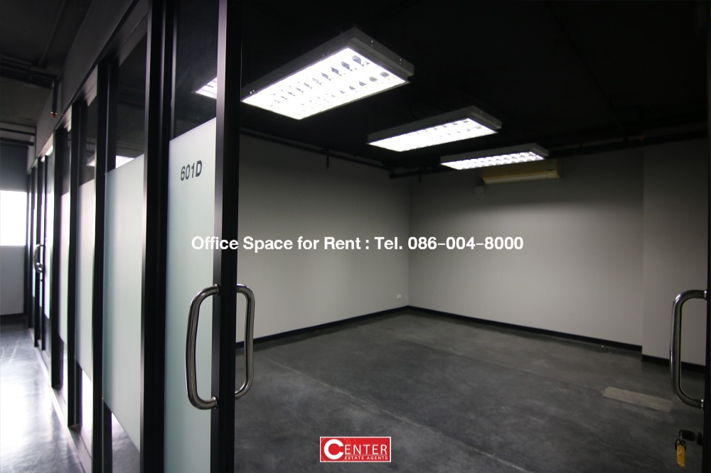 ให้เช่าสำนักงานนานา : ให้เช่า | TD-601D ออฟฟิศให้เช่า อาคาร The Trendy Office สุขุวิท นานา อโศก ใกล้ BTS นานา ขนาด 25 ตร.ม. โทร 083-097-9220