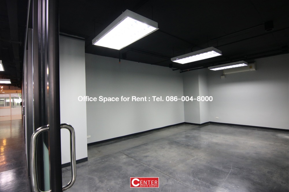 ให้เช่าสำนักงานนานา : ให้เช่า | TD-601G ออฟฟิศให้เช่า อาคาร The Trendy Office สุขุวิท นานา อโศก ใกล้ BTS นานา ขนาด 33 ตร.ม. โทร 083-097-9220