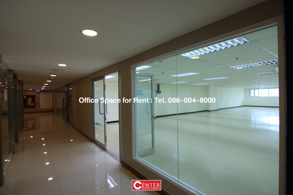 ให้เช่าสำนักงานนานา : ให้เช่า | TD-1002 ออฟฟิศให้เช่า อาคาร The Trendy Office สุขุวิท นานา อโศก ใกล้ BTS นานา ขนาด 166 ตร.ม. โทร 083-097-9220