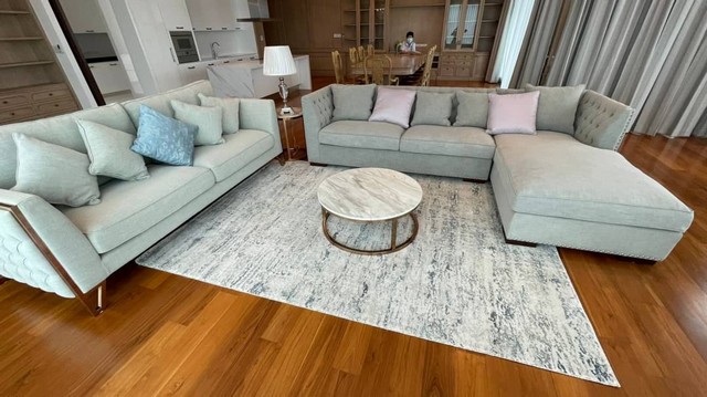 For RentCondoWitthayu, Chidlom, Langsuan, Ploenchit : 4-Bedroom Unit for Rent at 185 Rajadamri, near BTS Ratchadamri