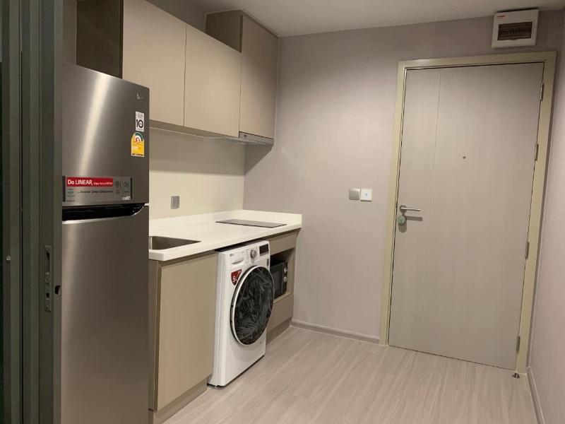 ให้เช่าคอนโดลาดพร้าว เซ็นทรัลลาดพร้าว : ปล่อยเช่า ไลฟ์ ลาดพร้าว Studio 18,000