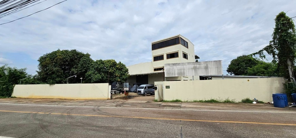 For RentWarehouseNonthaburi, Bang Yai, Bangbuathong : BS1198 Warehouse for rent, area 2 rai, Rama 5 area, near Lotus, Bang Yai, Nonthaburi, suitable for factory warehouses