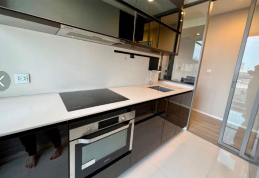 ให้เช่าคอนโดสาทร นราธิวาส : The Room Sathorn St. Louis 67 sq.m. Sell & Rent Please add Line ID agentbank1 0841505483