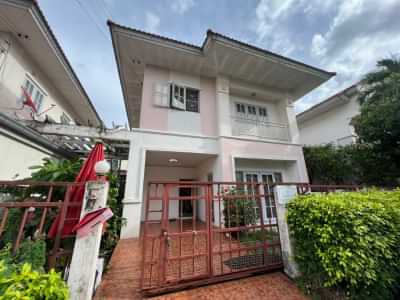 ให้เช่าบ้านปทุมธานี รังสิต ธรรมศาสตร์ : ให้เช่า บ้านแฝด 37 ตร.ว. 3 ห้องนอน 2 ห้องน้ำ แอร์ 2 เครื่อง