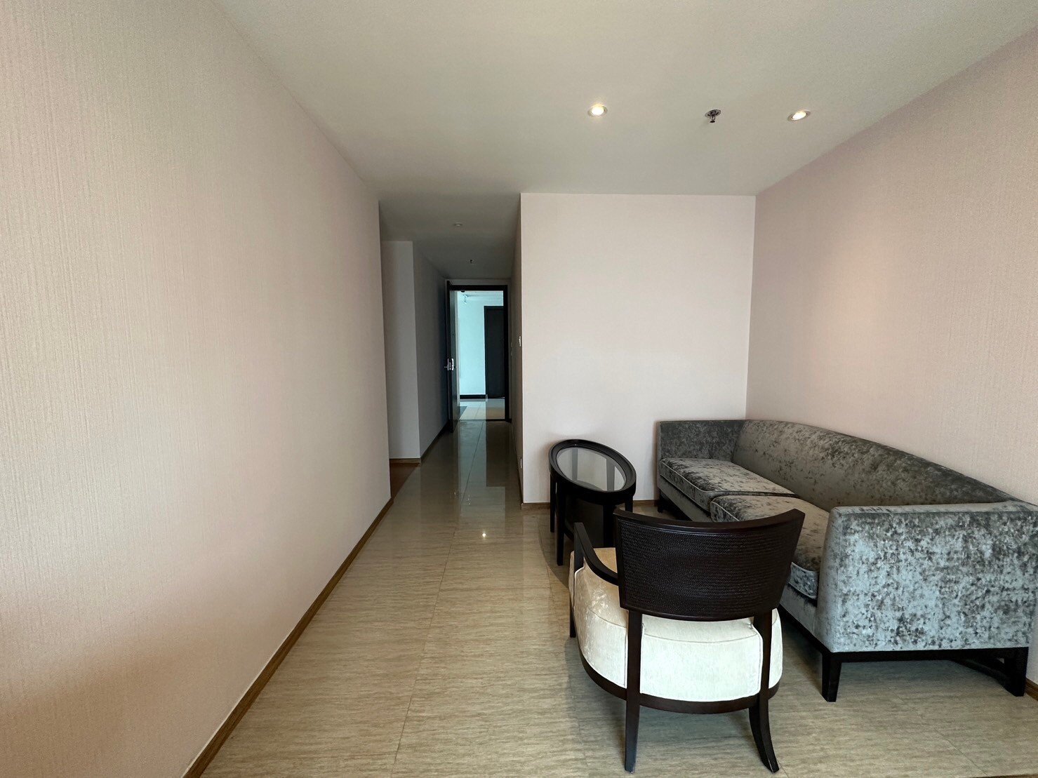 ให้เช่าคอนโดสุขุมวิท อโศก ทองหล่อ : LTHC8655 ‚ H Sukhumvit 43 Condominium FOR RENT 3 beds 2 bath size 95 Sq.M. Near BTS Phrom Phong station ONLY 75k/month