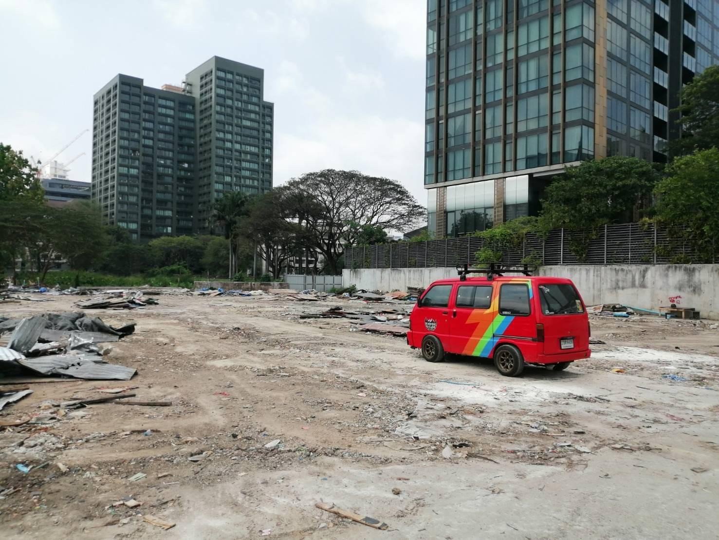 ให้เช่าที่ดินสุขุมวิท อโศก ทองหล่อ : LTH8732 ‚ Land FOR RENT in Thonglor Size 371 Sq.w. Nearby BTS Thonglor Station ONLY 150k/month
