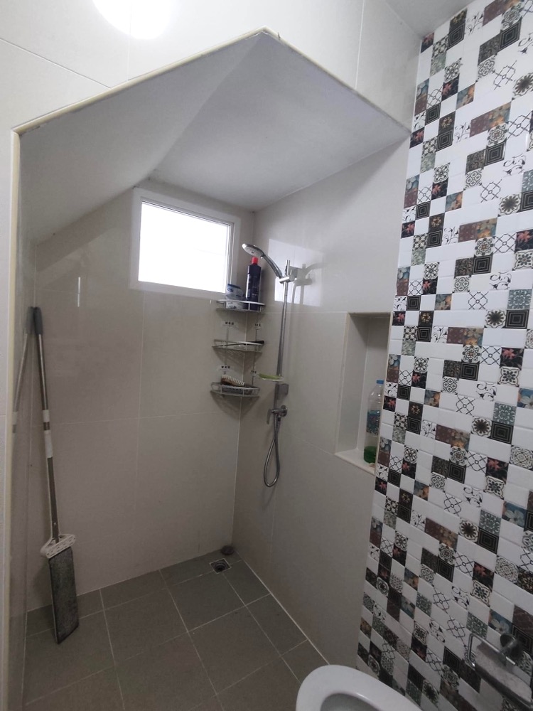 หมู่บ้านโกลเด้นทาวน์พหลโยธิน-สะพานใหม่ พหลโยธิน 54/1 แยก 4 พร้อมอยู่ มีฟอนิเจอร๋ ของกินเพียบจ้า Loading...