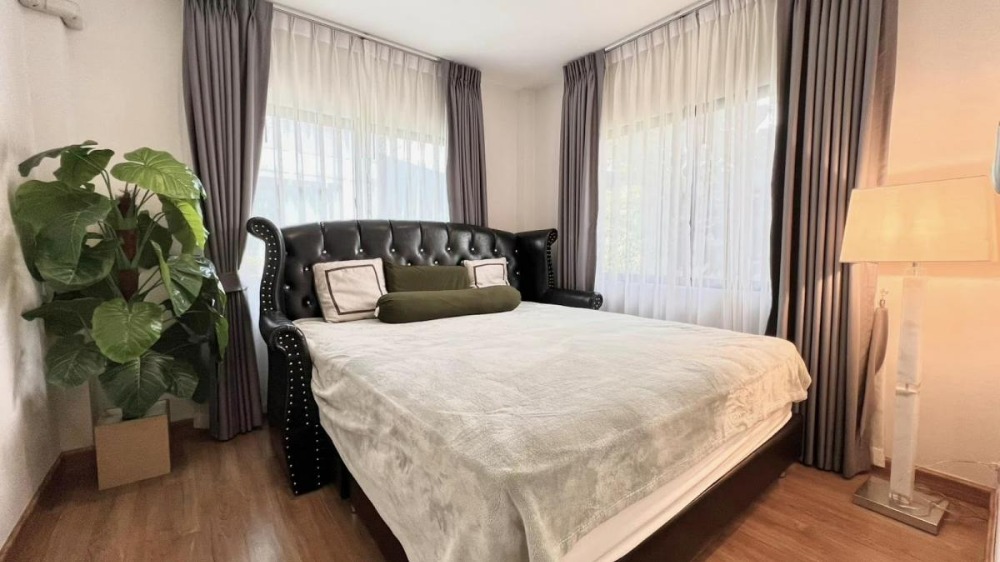 For RentHouseNawamin, Ramindra : For rent at THE CITY RAMINDRA Negotiable at @home123 (with @ too)