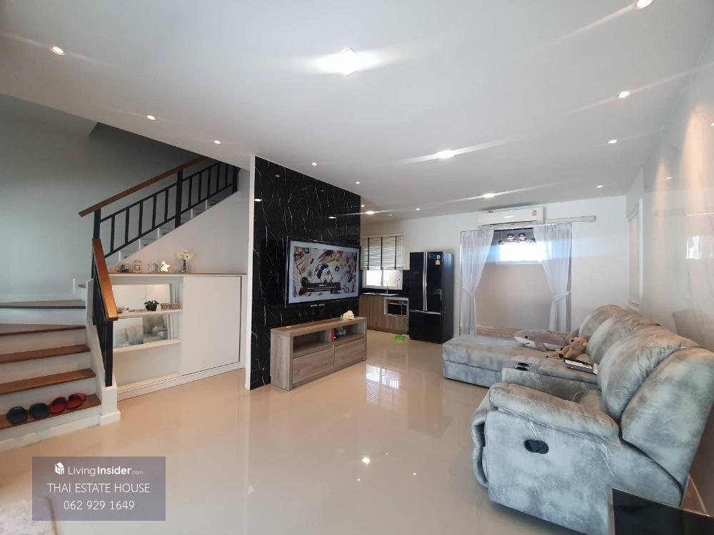 ให้เช่าทาวน์โฮมลาดกระบัง สุวรรณภูมิ : House for rent  New Krungtapkreetra road