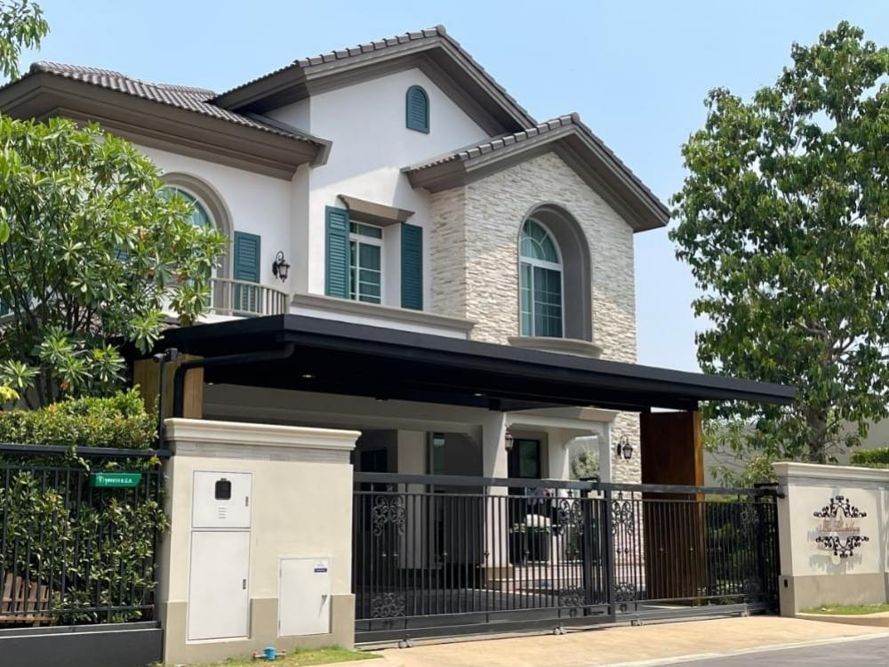 For RentHouseNawamin, Ramindra : Luxury home, Nantawan project Phahon-Ramintra 50No. 888/45, inside Soi 3. 4, inside 4 rooms, 1 maid's room, 3 cars, maximum 5 cars.291 sq m. 108.5 sq m