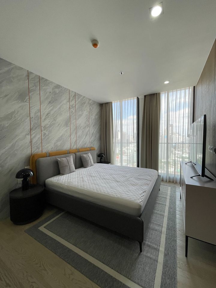 👑  Noble Ploenchit  👑 ให้เช่าห้องหรู 117 ตรม. 2ห้องนอน2ห้องน้ำ ตกแต่งใหม่ทั้งหมด พร้อมอยู่ Loading...