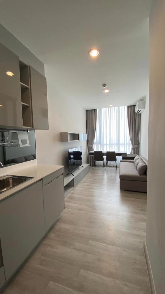 For RentCondoBang Sue, Wong Sawang, Tao Pun : 👑 Niche Pride Taopoon-Interchange 👑 Beautiful room, fully decorated. 390 degree city view Convenient travel, ready to move in