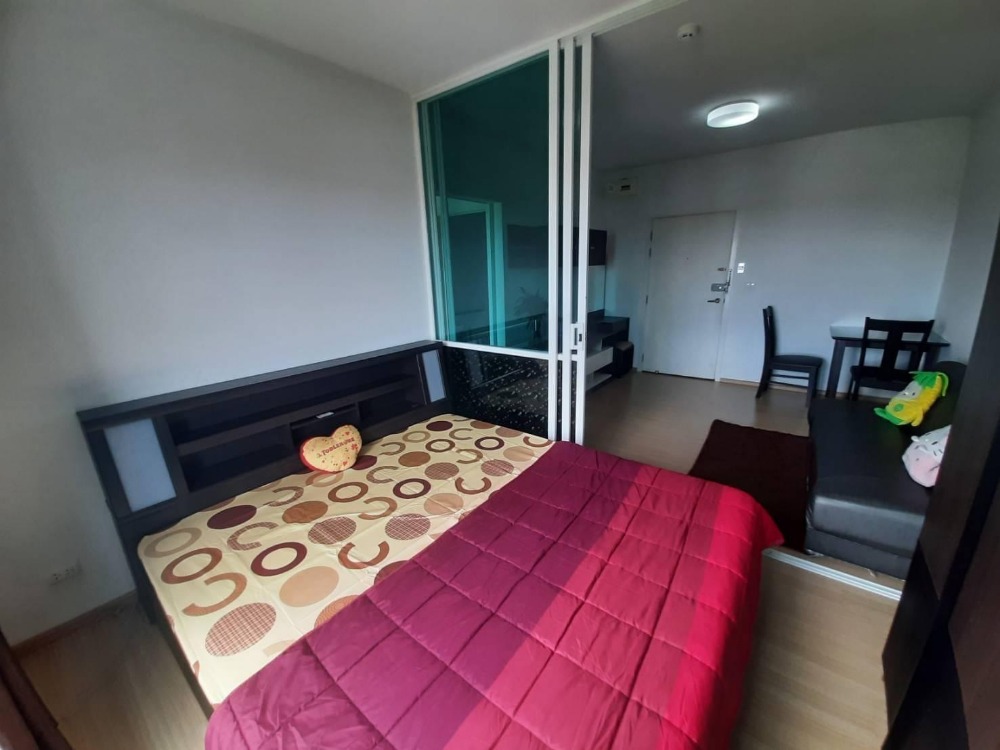 For RentCondoPinklao, Charansanitwong : For rent, Unio Charan 3, Building E, 7th floor, size 28 sqm, complete with furniture and electrical appliances. There is a washing machine.