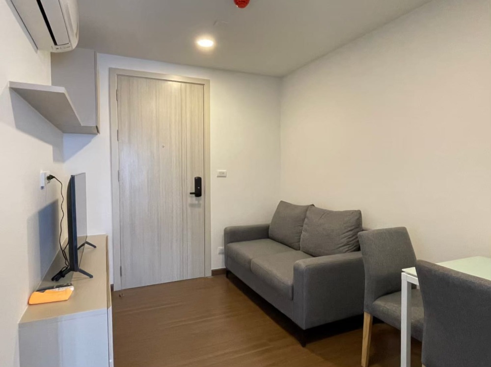 For RentCondoPinklao, Charansanitwong : 🔴9,000฿🔴 𝐂𝐡𝐞𝐰𝐚𝐭𝐡𝐚𝐢 𝐇𝐚𝐥𝐥𝐦𝐚𝐫𝐤 𝐂𝐡𝐚𝐫𝐚𝐧 𝟏𝟑 | Chewathai Hallmark Charan 13 ♦️ near MRT Charan 13, happy to serve 🙏✍️ If interested, contact Line, very quick response @bbcondo88​ ✍️Code​ Sap​ 879-B4479