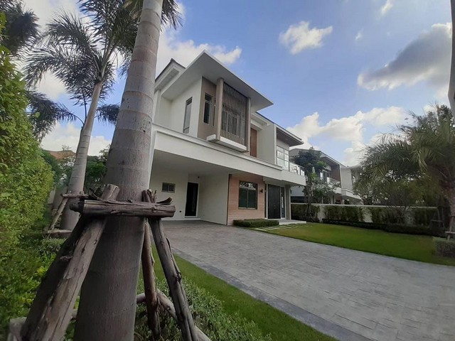 For RentHouseLadkrabang, Suwannaphum Airport : HR1249 2-story detached house for rent, Perfect Masterpiece Village, Sukhumvit 77-Suvarnabhumi, ready to move in, convenient travel.