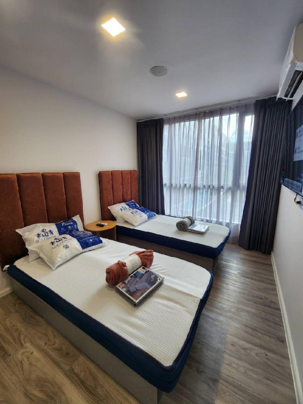 For RentCondoPhutthamonthon, Salaya : - For rent Kave salaya, separate bedrooms/area 29 sq m, long pool view, Building C, 4th floor, spacious bedroom, can accommodate 2 people.