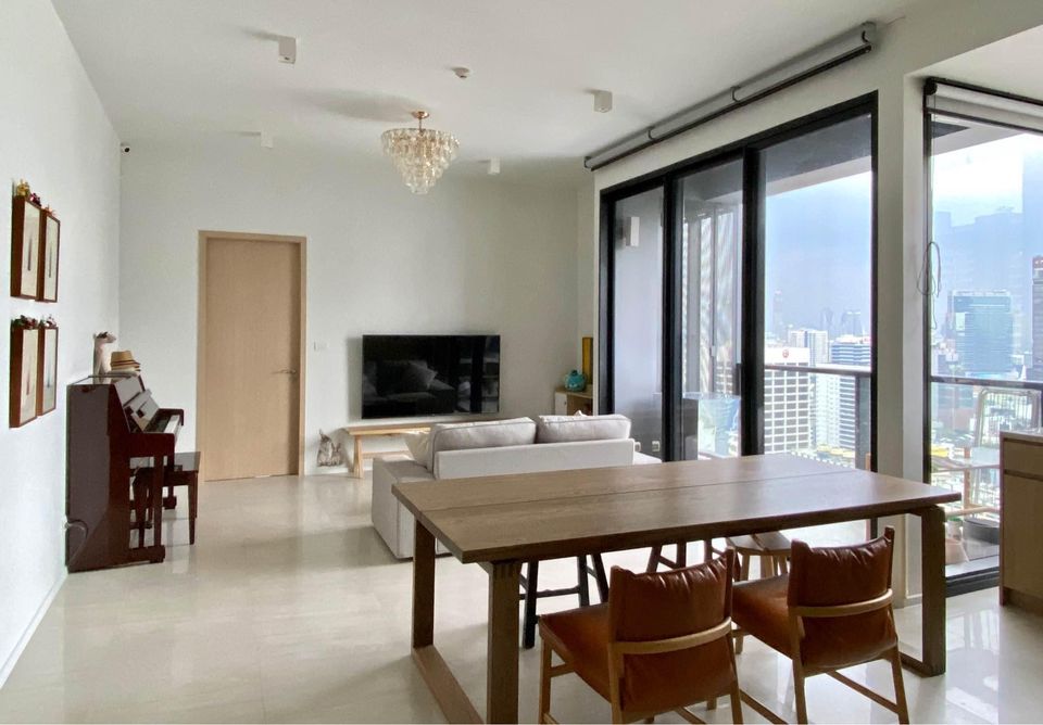 For RentCondoSilom, Saladaeng, Bangrak : The Lofts Silom for Rent - 2 beds  - 85.00 sqm - 81000 THB