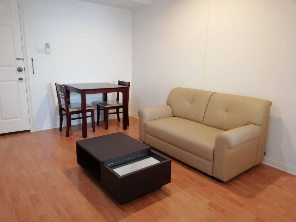 ให้เช่าคอนโดรามคำแหง หัวหมาก : LP44236 ลุมพินี รามฯ44 พื้นที่ 36ตรม. ชั้น12 วิวสระ 9,500 บาท 092-597-4998